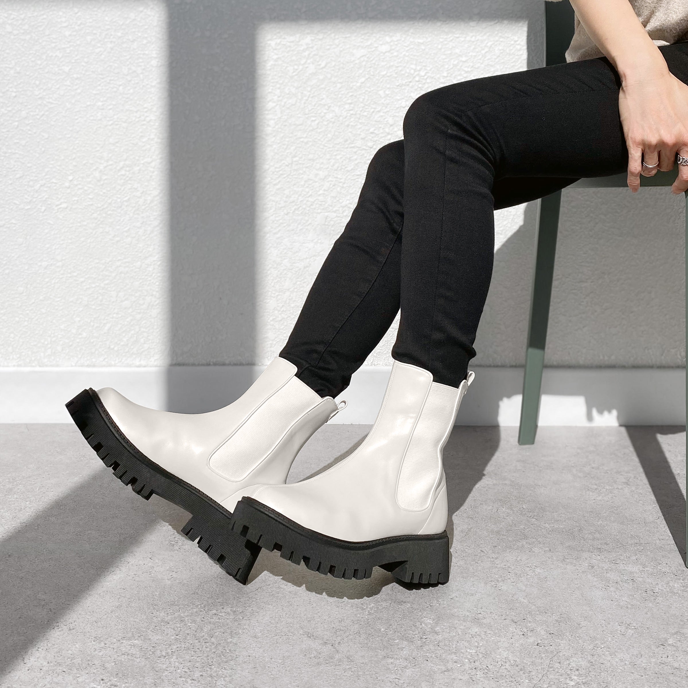 ラストワン50%OFF:トラックソール サイドゴアブーツ(3813 ラストワン50%OFF:トラックソール サイドゴアブーツ(3813