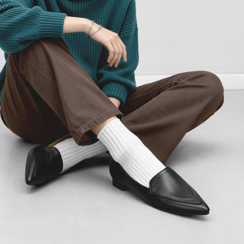 2025AWBI：甲深デザイン フラットシューズ（4767）ブラック