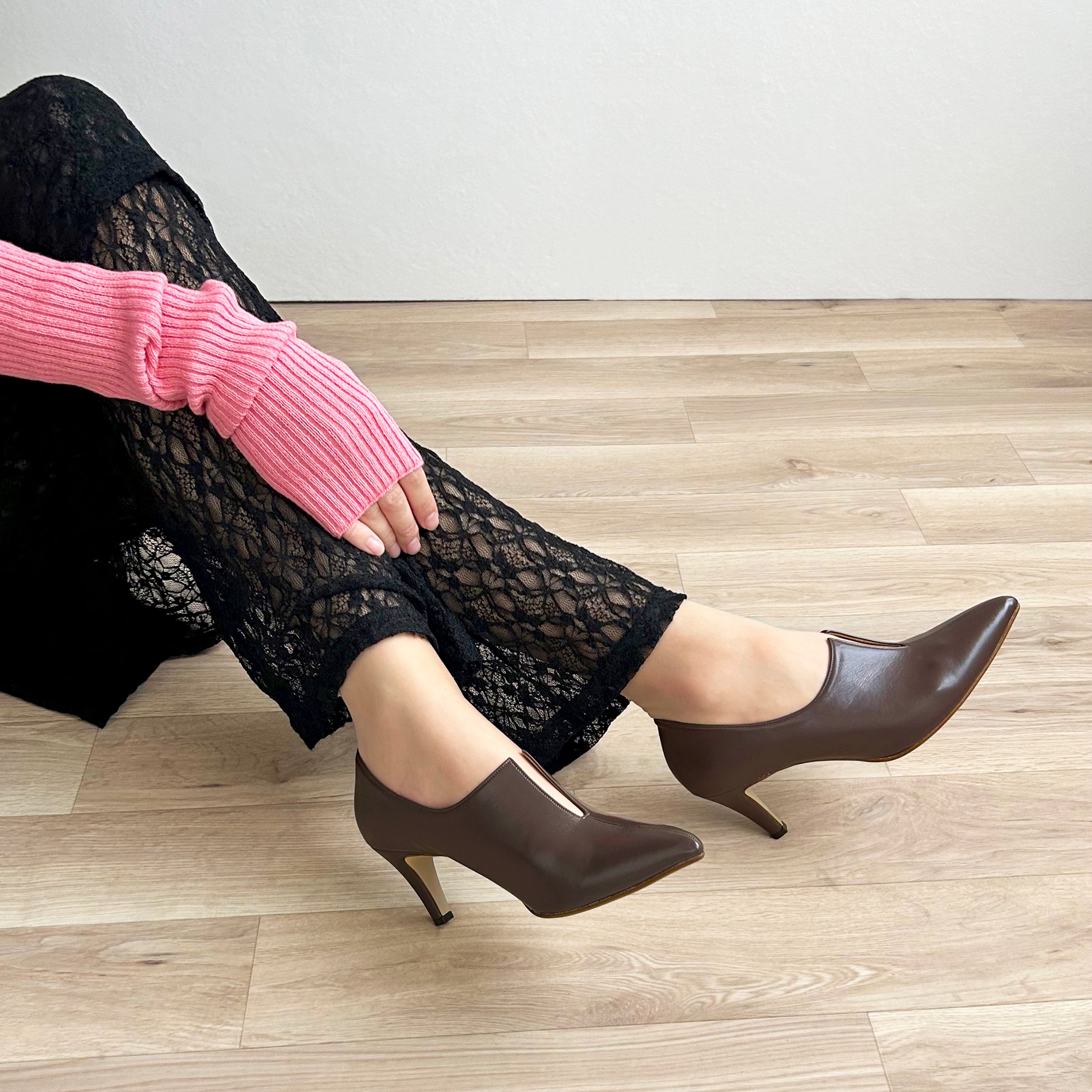 2025AW：フロント スリット ブーティ（7235）ブラウン – mamian