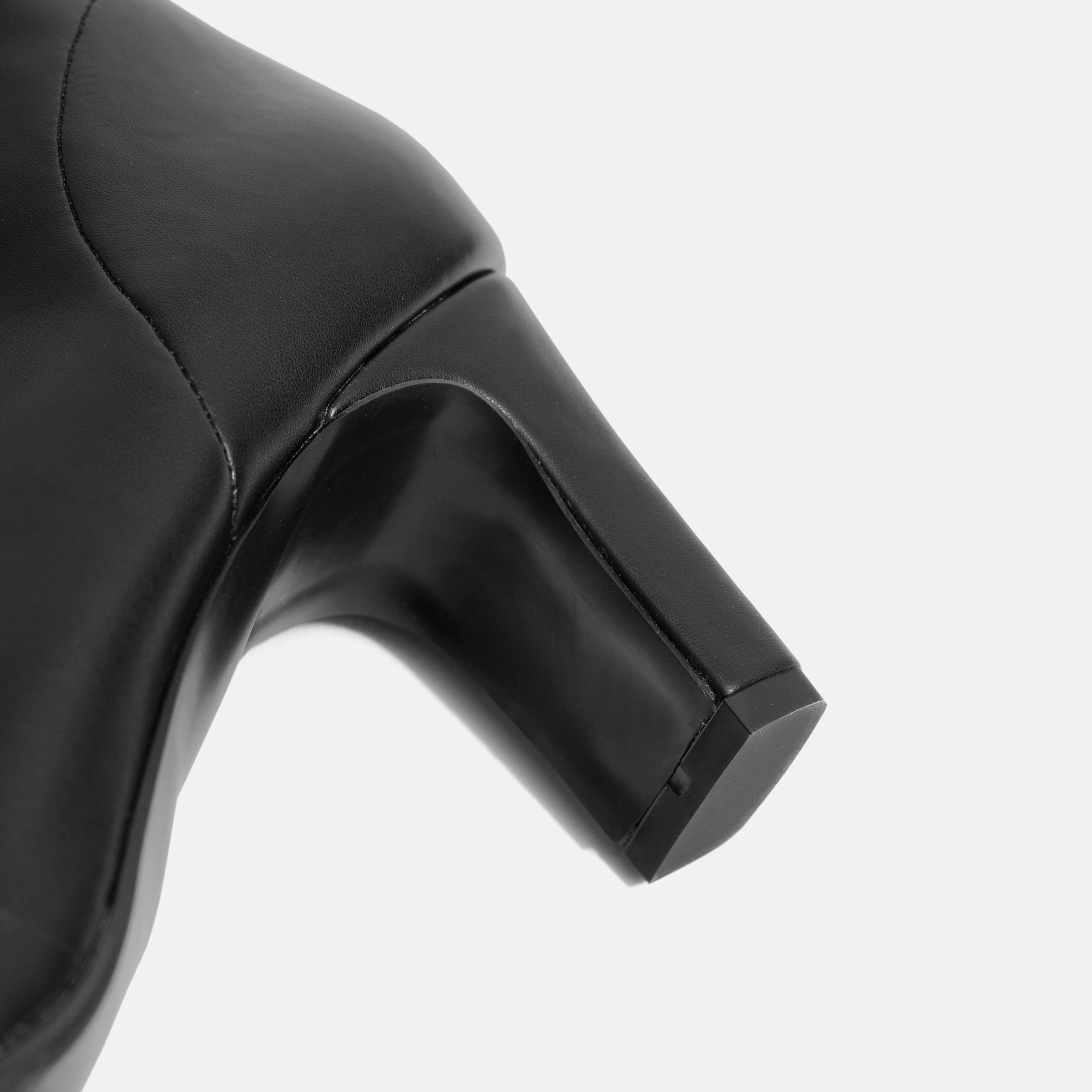 50%OFF：スクエアトゥ ストレッチブーツ（7357）ブラック