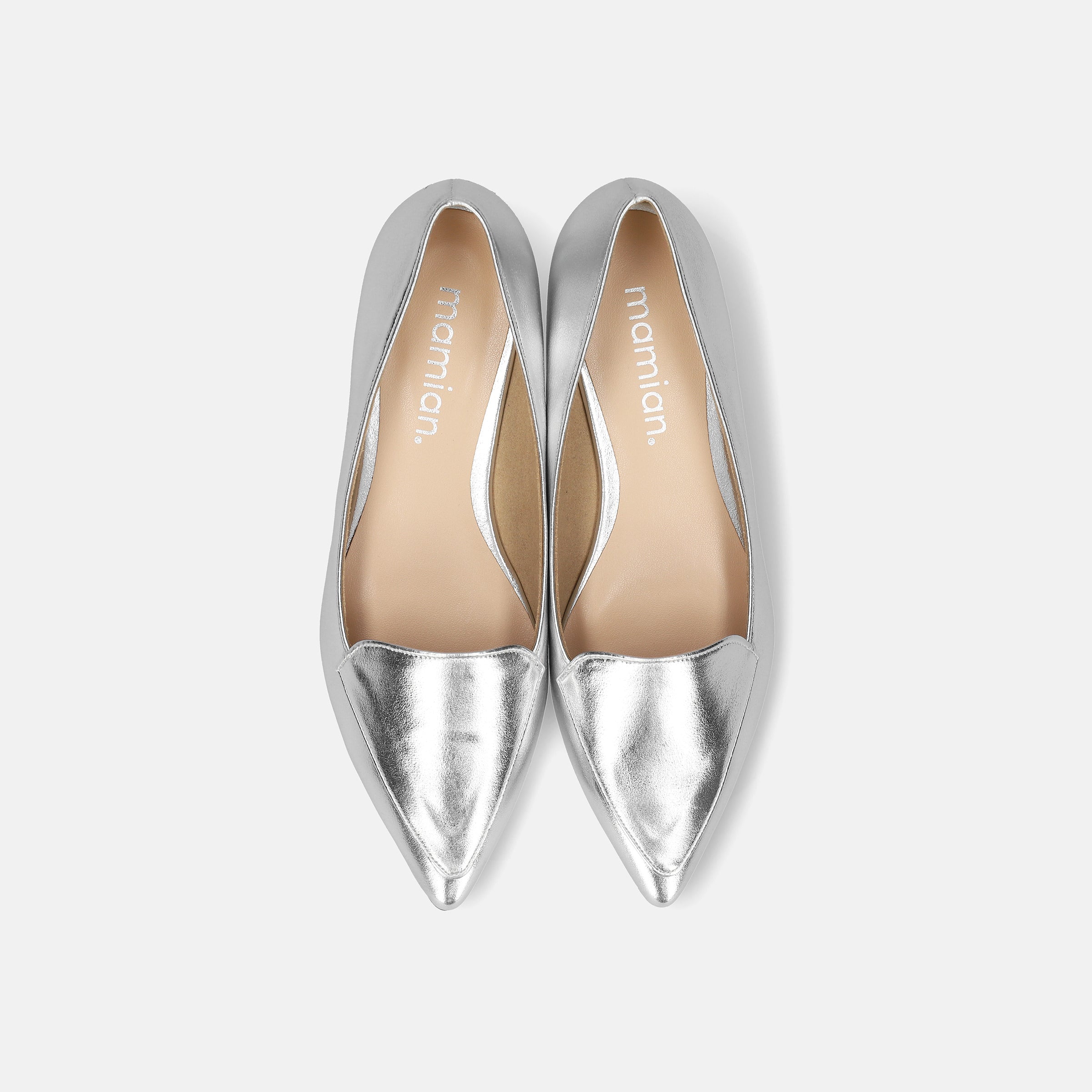 2025AWBI：甲深デザイン フラットシューズ（4767）シルバー – mamian