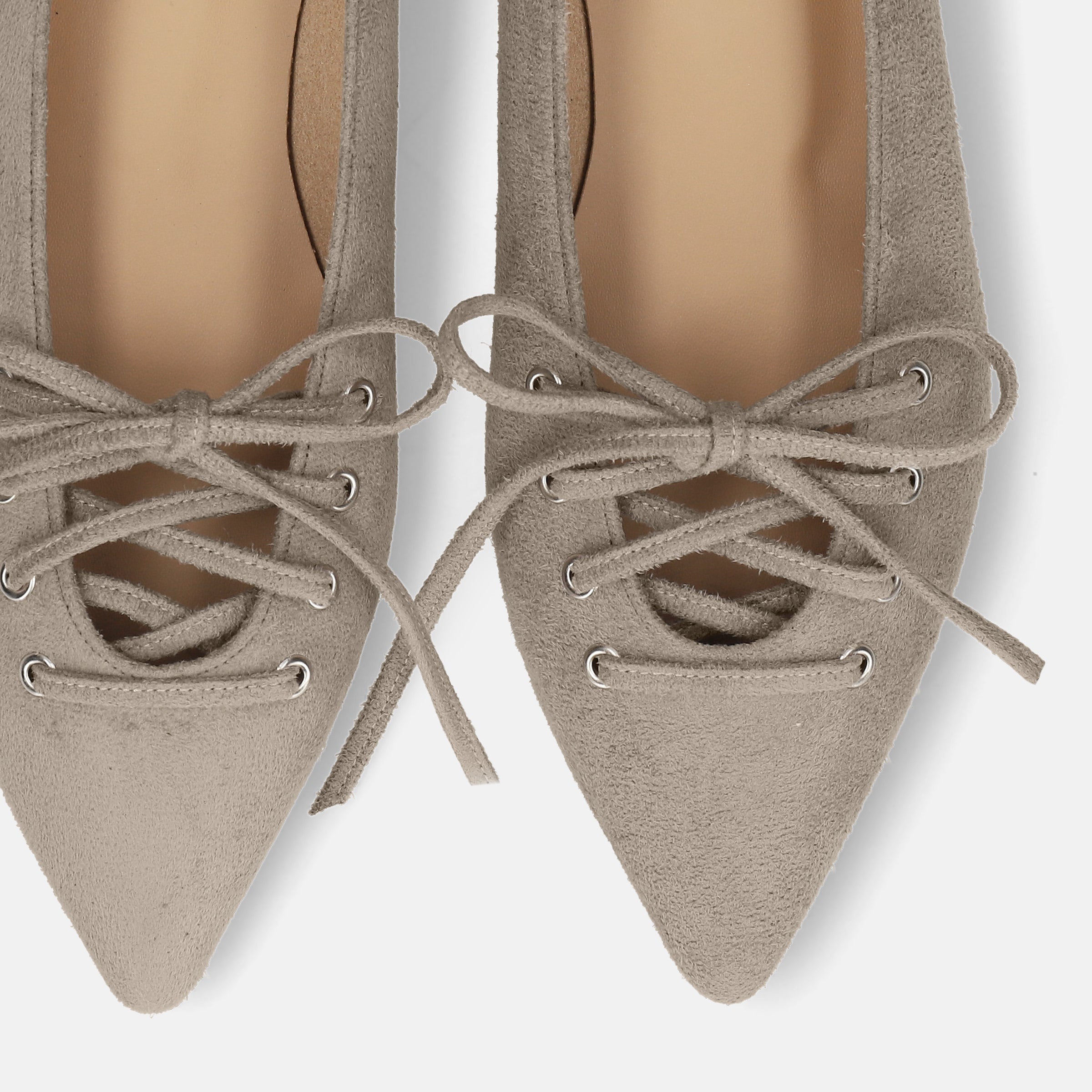 2025AWBI：甲深デザイン フラットシューズ（4767）ブラックCR – mamian