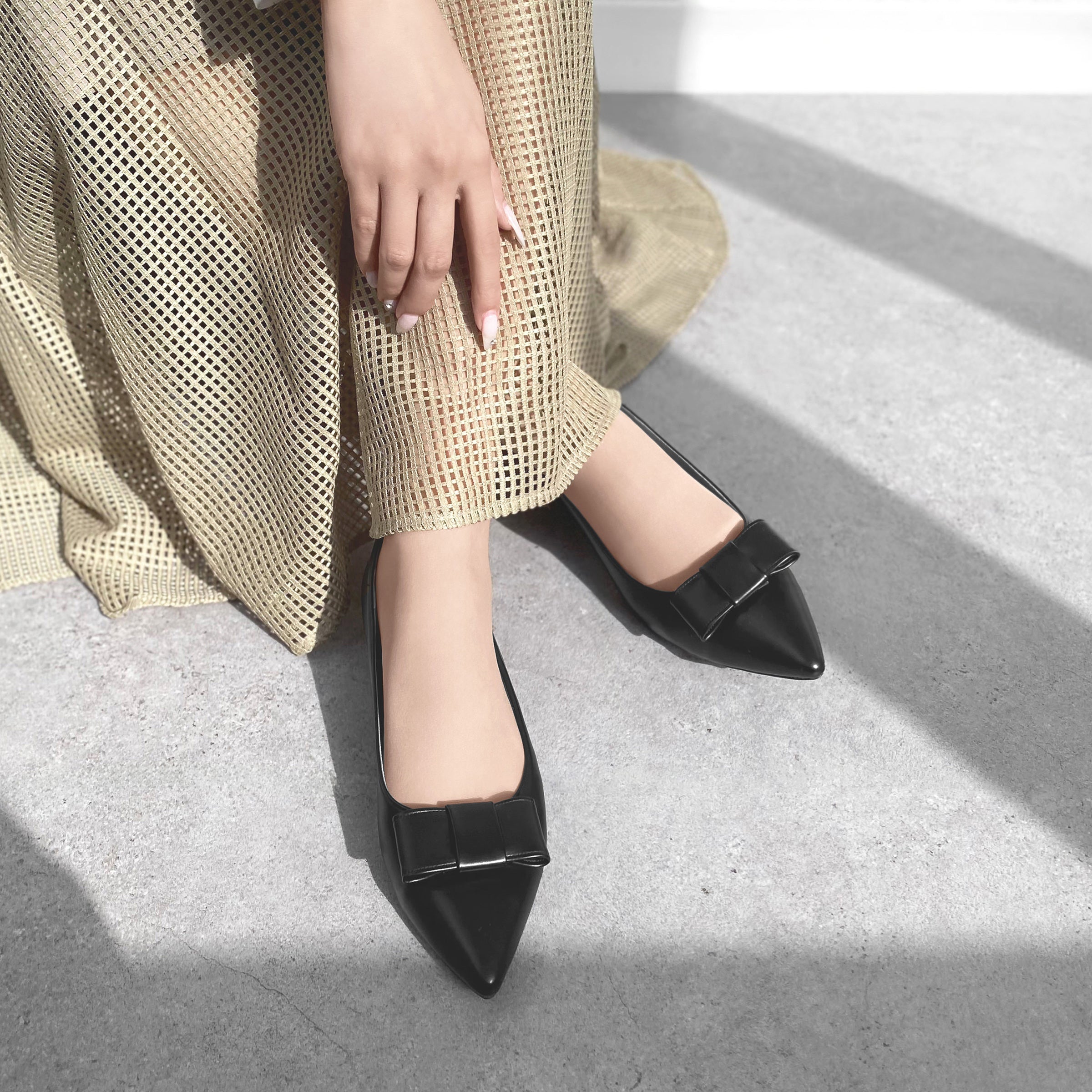 2025AW：リボン フラットシューズ（m17042）ブラック – mamian