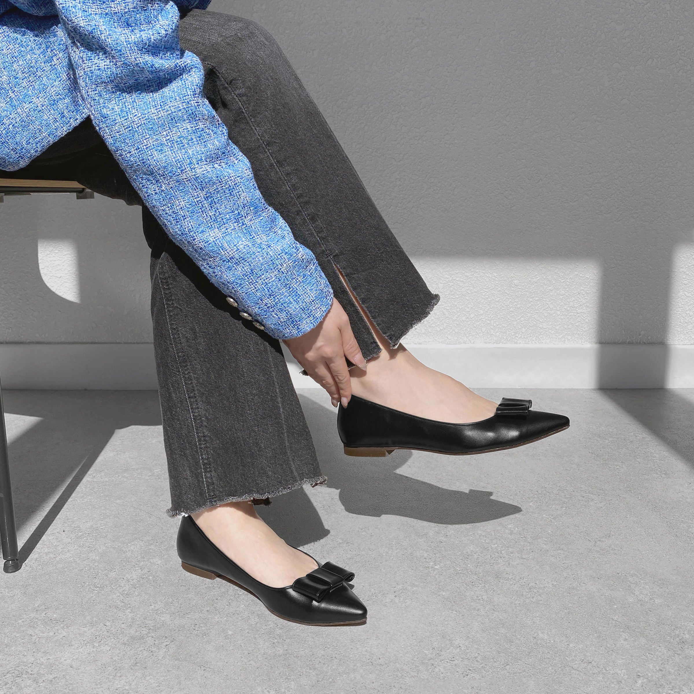 リボン付き ブラック フラットシューズ リボン付き ブラック フラットシューズ リボン付き黒フラット