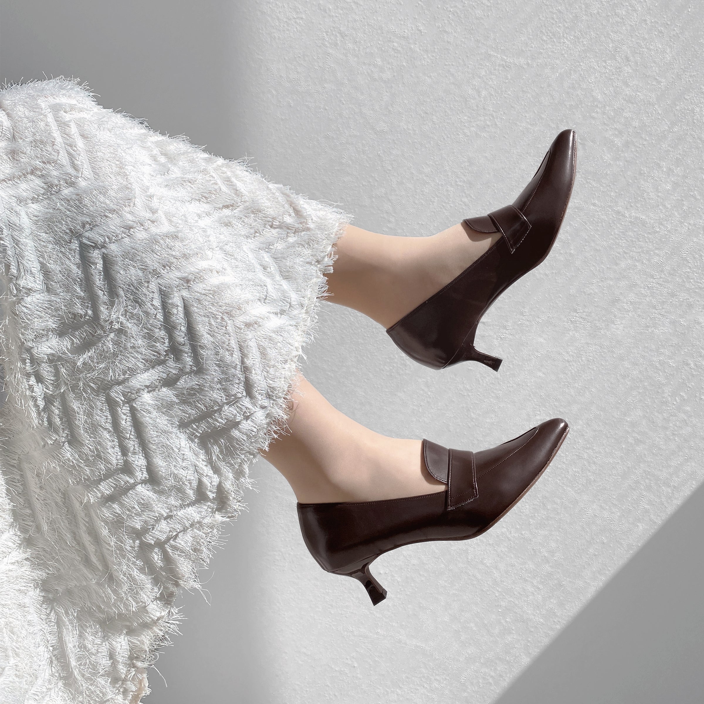 20%OFF：ポインテッドトゥ ローファー パンプス（m55204）ダーク