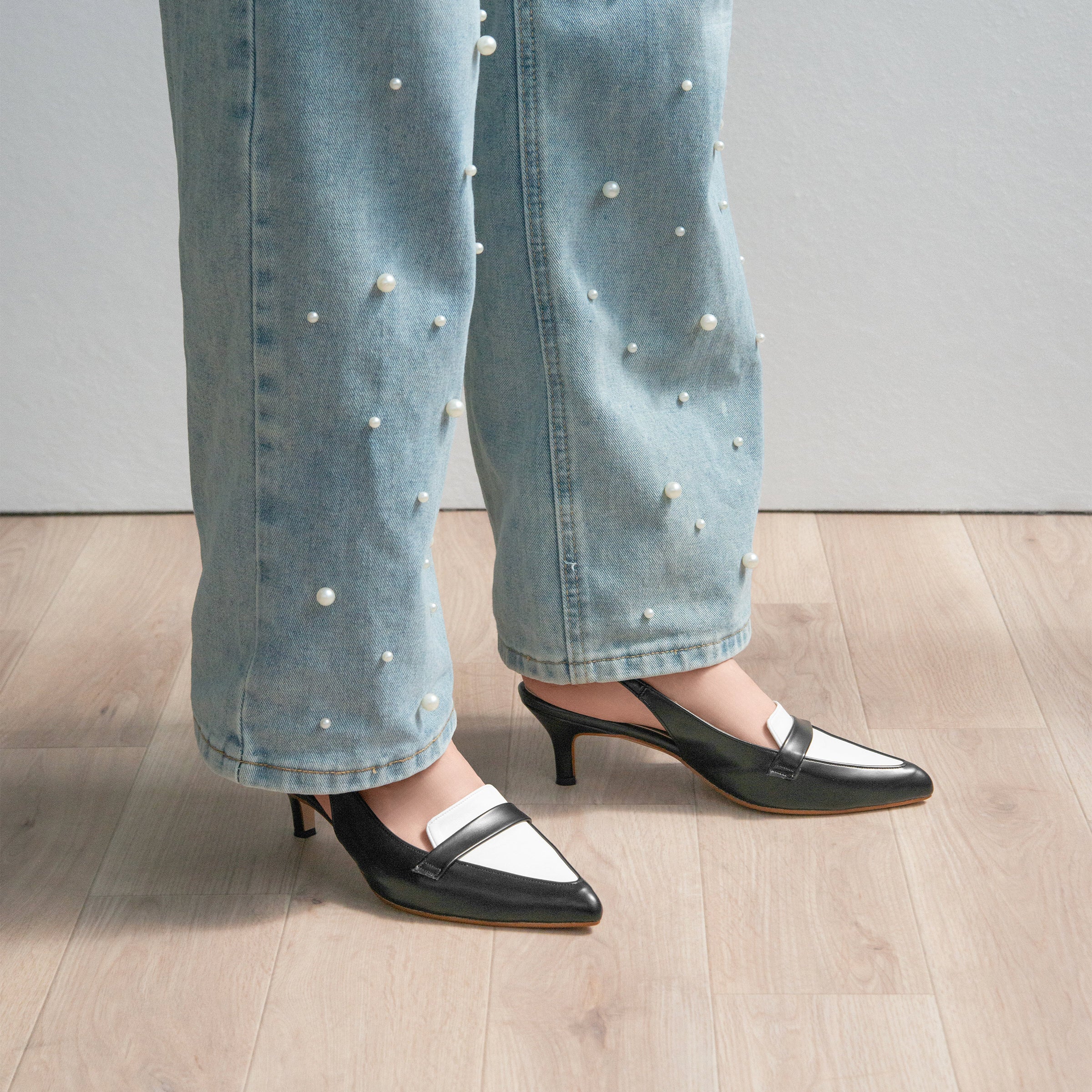 ラストワン30%OFF：バックストラップ ローファーパンプス（m55223