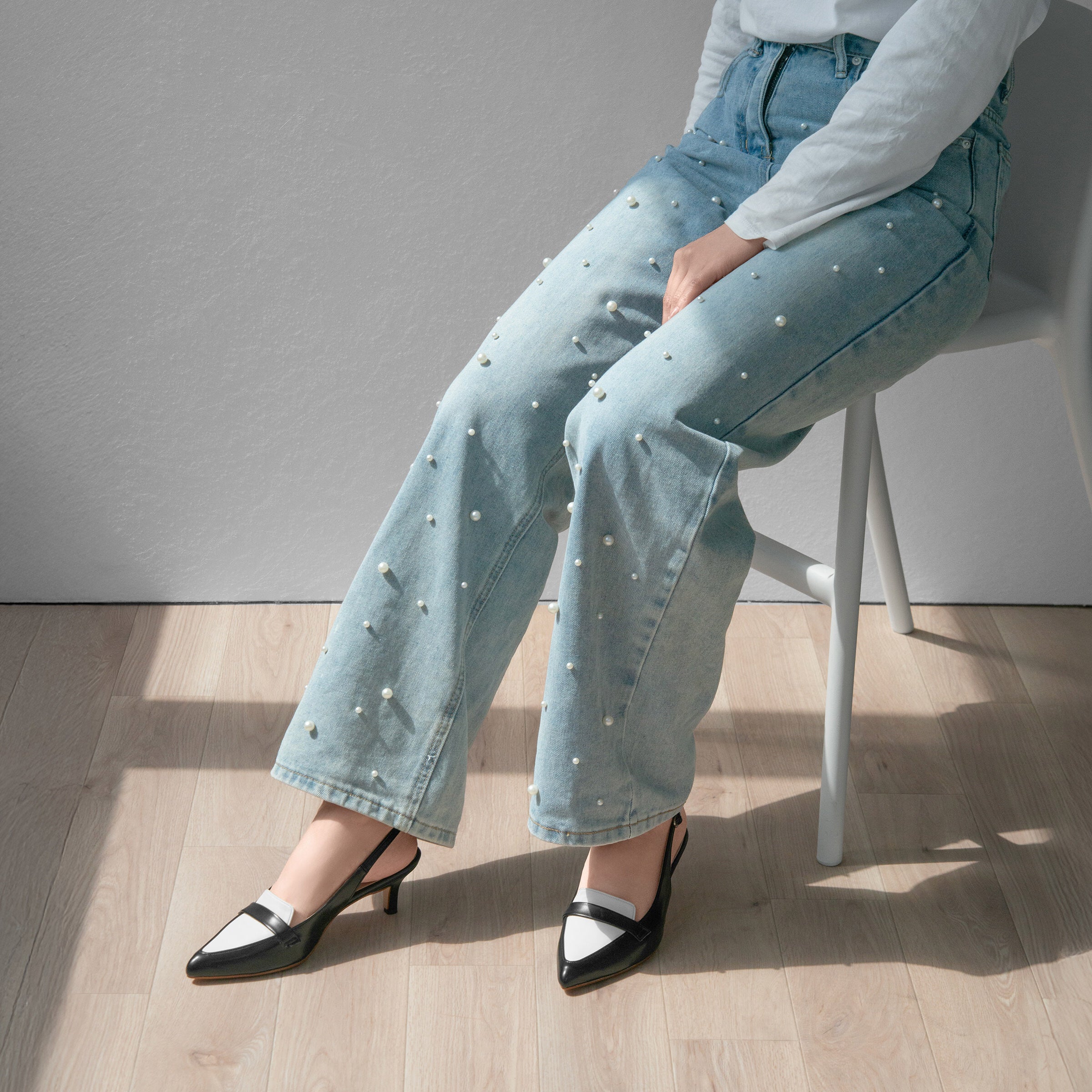新品未使用✨ MHL. チノパン　レディース　バックストラップ付き ラストワン30%OFF：バックストラップ ローファーパンプス（m55223