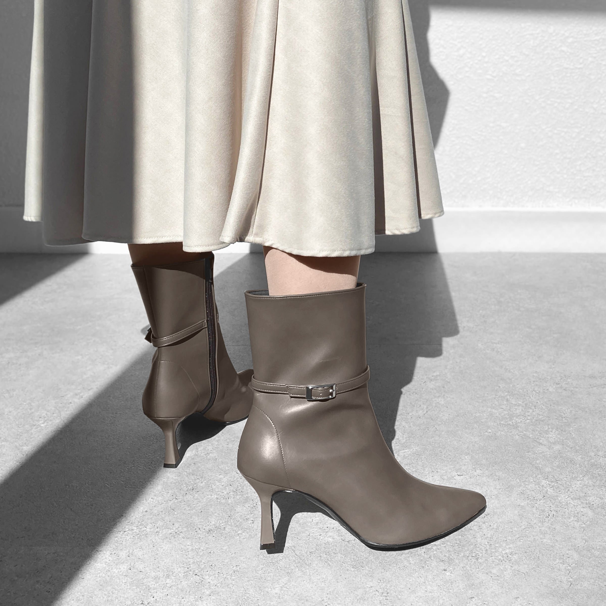 50%OFF:ストラップデザイン ショートブーツ(m72010 50%OFF:ストラップデザイン ショートブーツ(m72010