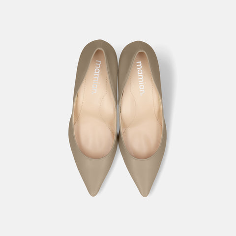 2026SS：iCoN COLORS：ポインテッドトゥ パンプス（C76533）グレージュ