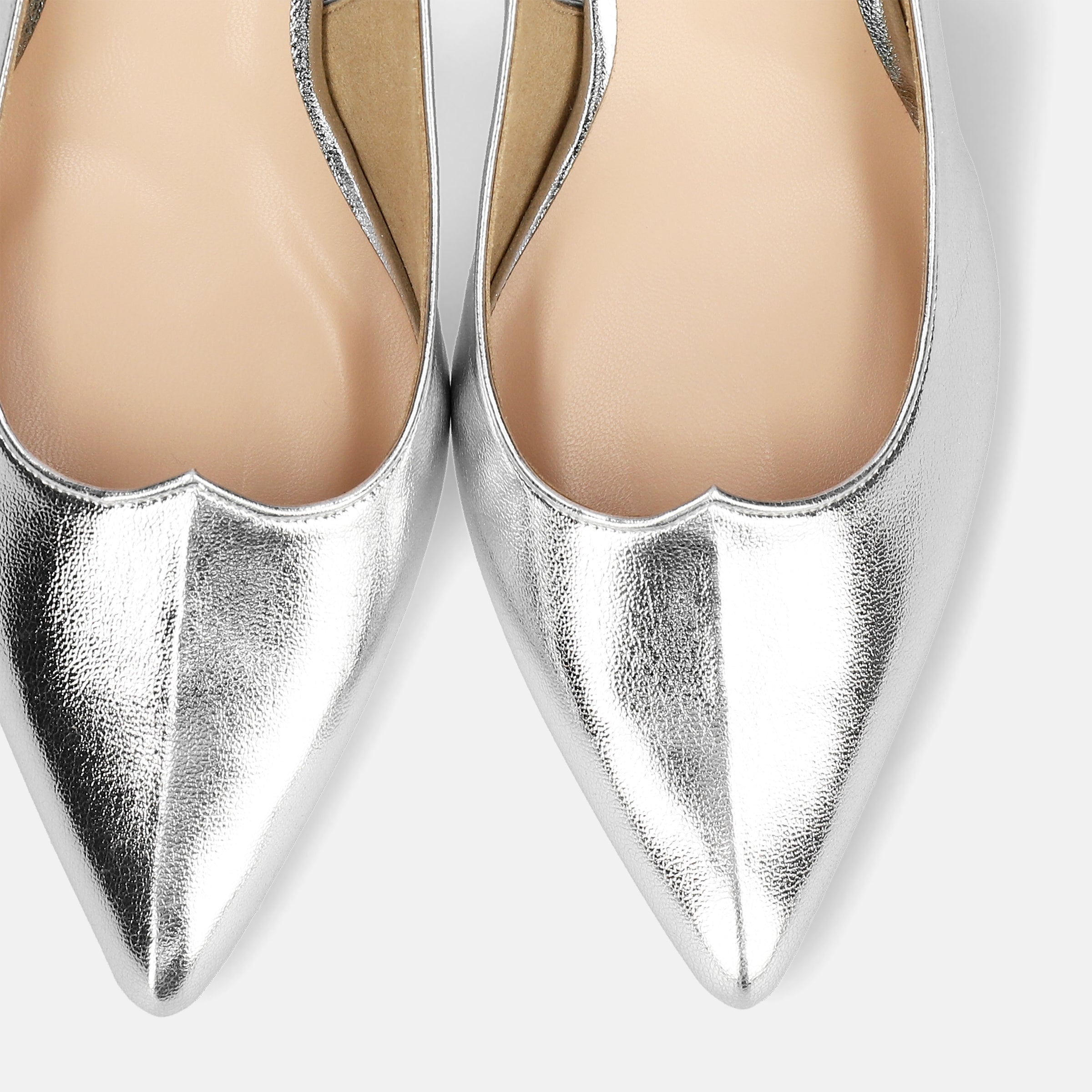 15%OFF：ハートカット バックストラップパンプス（m55215）シルバー