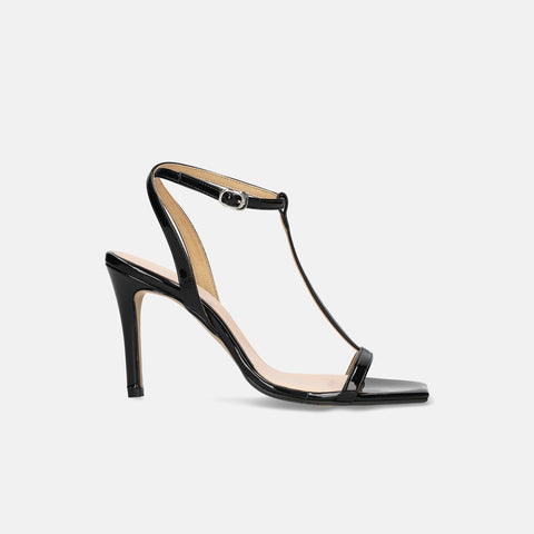 予約：2026SS：Tストラップ サンダル（3588）ブラックE