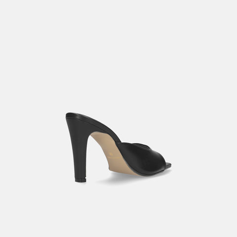 予約：2026SS：スクエアトゥ シンプル ミュール（m96104）ブラック