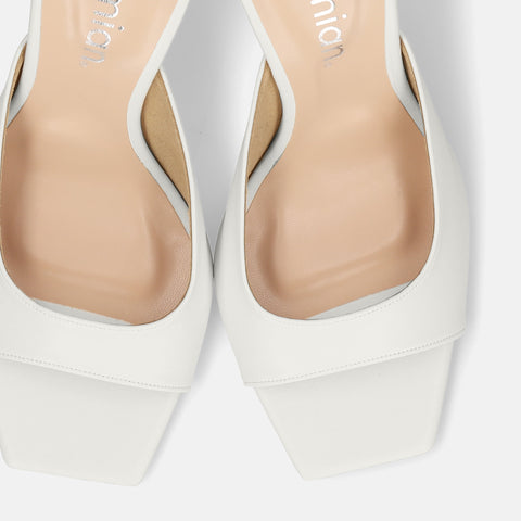 予約：2026SS：スクエアトゥ シンプル ミュール（m96104）ホワイト