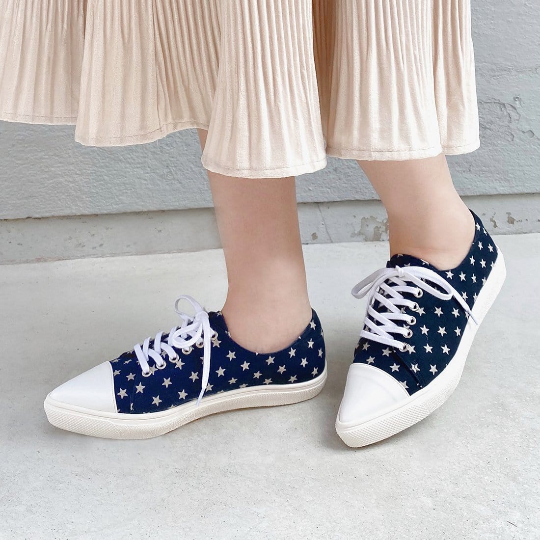 ポインテッドトゥ レースアップ スニーカー（4791）ネイビー/C