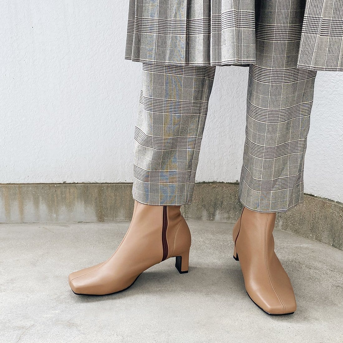 【美品】RIM.ARK ラウンドトゥーレースショートブーツ RIM.ARK ラウンドトゥーレースショートブーツ ブーツ レディースの通販