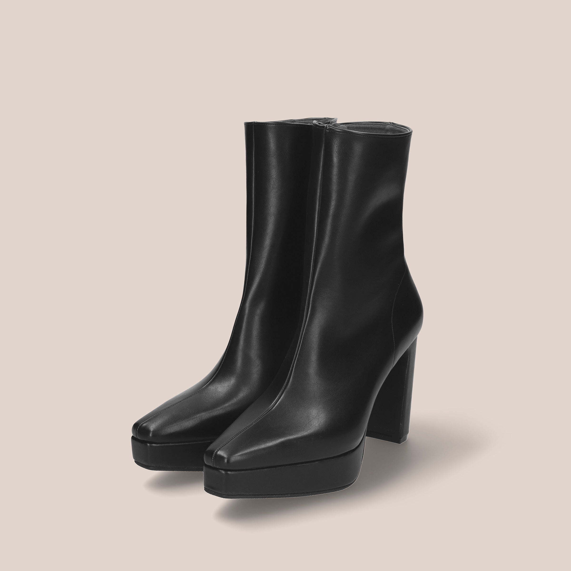 50%OFF：ストレッチニット ソックスブーツ（m74002）ブラック