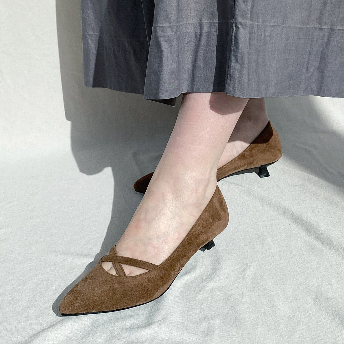 【まろん⭐︎プロフ必読 】 The T-Strap スエード パンプス Women's Portola T-Strap Sandal | Green Nubuck – Samuel Hubbard