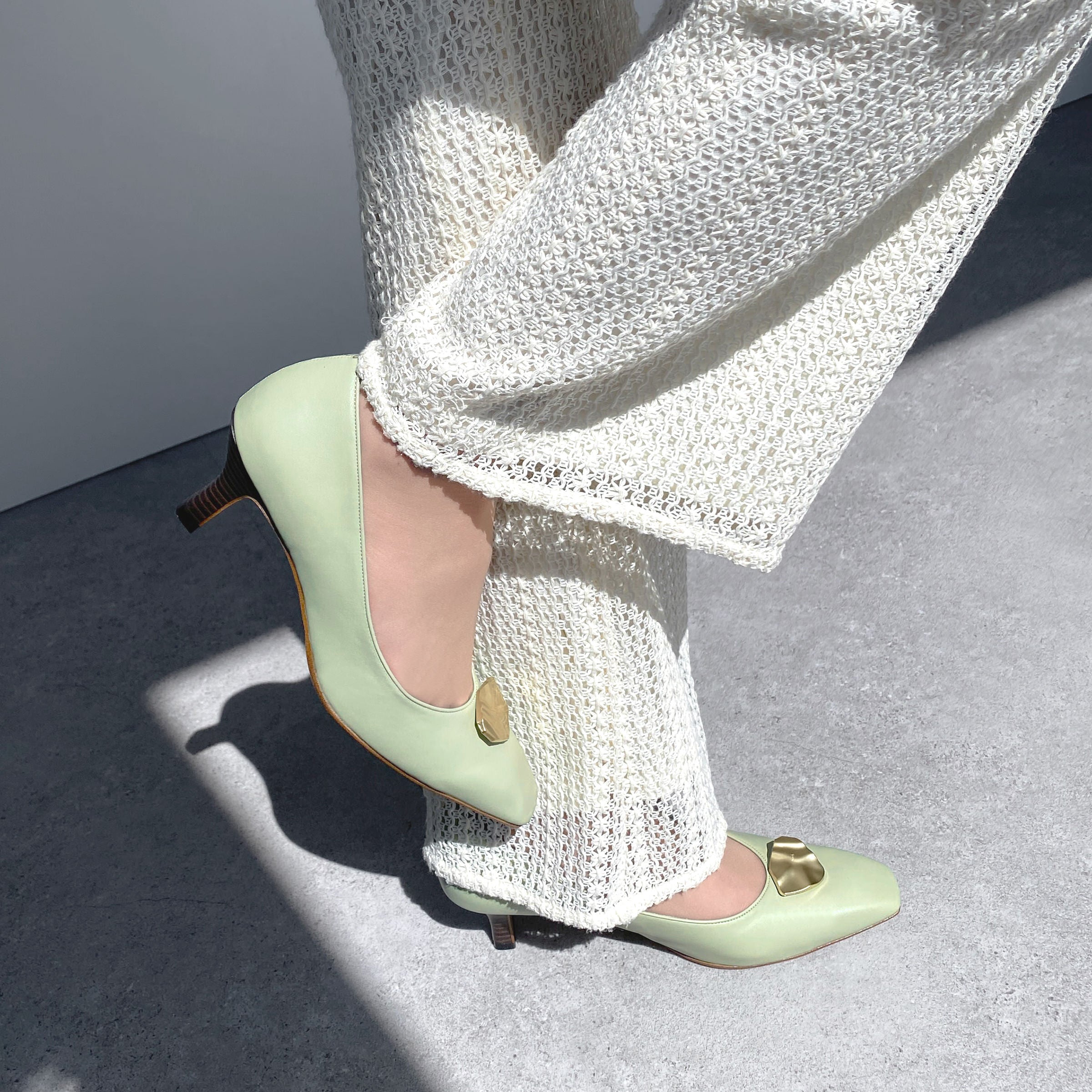 50%OFF：メタルパーツ スクエアトゥ パンプス（m55501）ライトグリーン